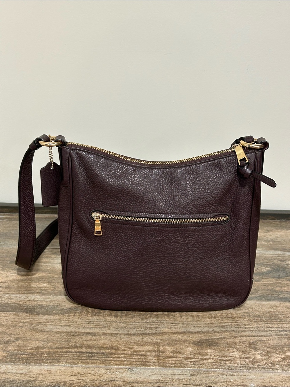Coach C1648 Ellie File Bag Pebbled Leather Adjust Crossbody Gold tone hardware - Picture 4 of 11